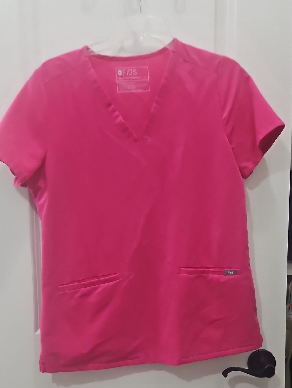FIGS Womens Pink Scrub Top